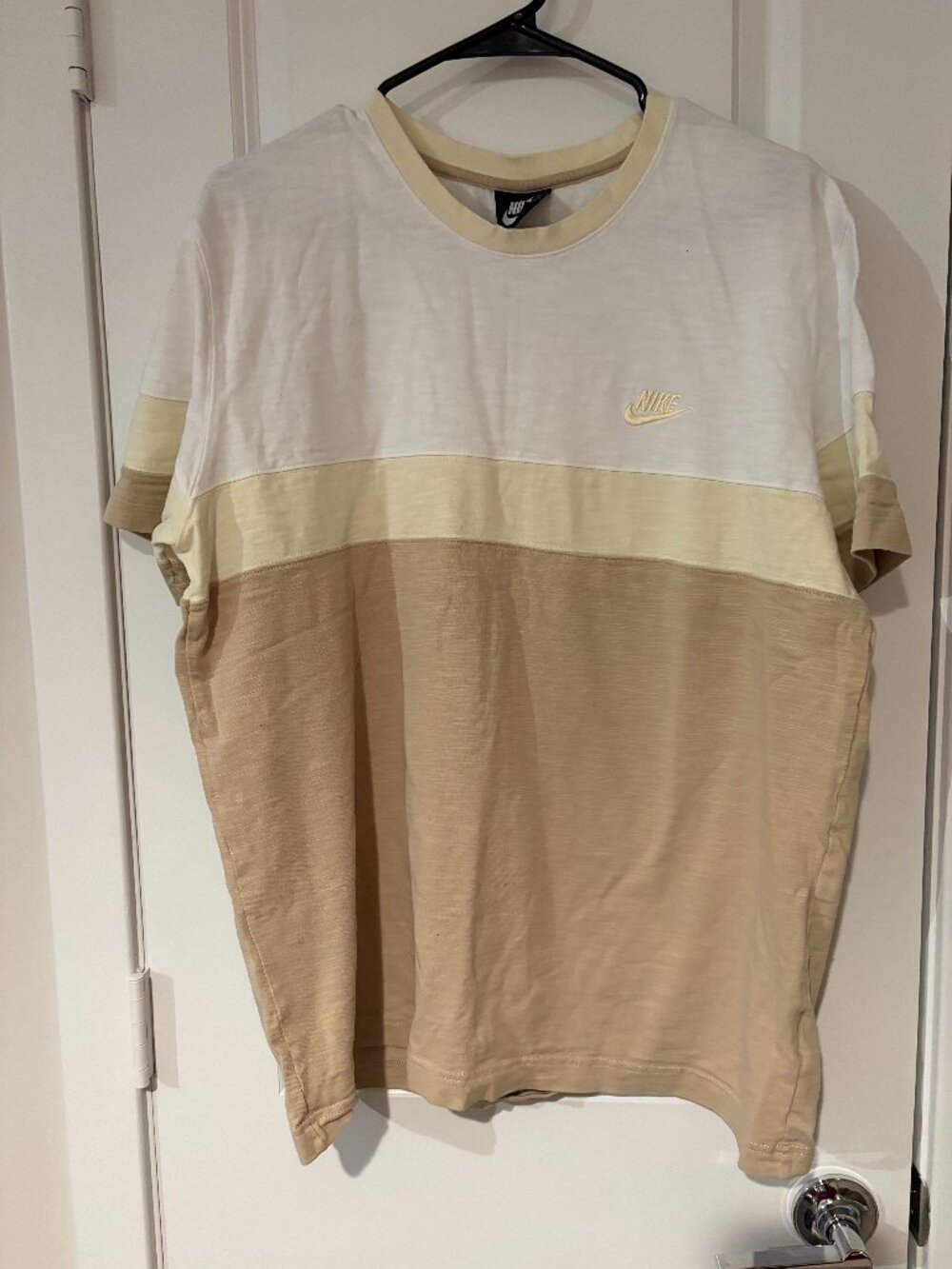 Nike Men's Large Colorblock Short Sleeve T-Shirt